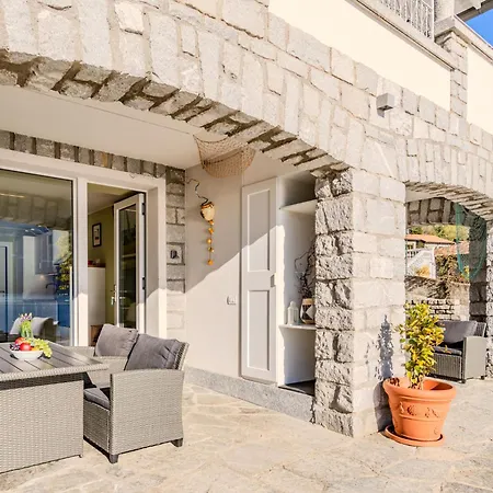 Apartamento Riflesso Del By Interhome *